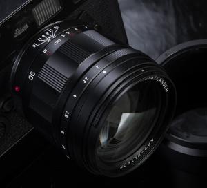 Voigtlander 90mm F2.0 Black  APO ULTRON M